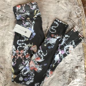 Brand New NOLI size S Cobra Leggings.